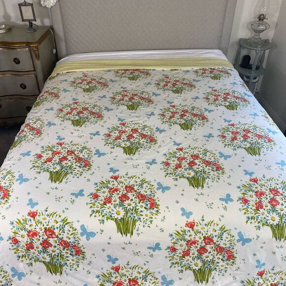 Vintage Morgan Jones Floral Bedding Red Poppies “ with Blue Accents queen - Picture 3 of 5